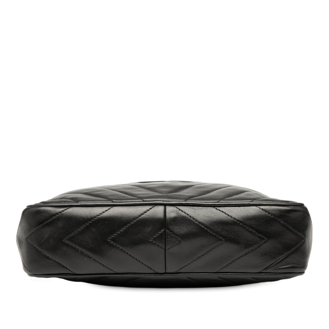 Chanel CC Chevron Quilted Cuir d’agneau Tassel Camera Étui Noir – GABY PARIS Authentique