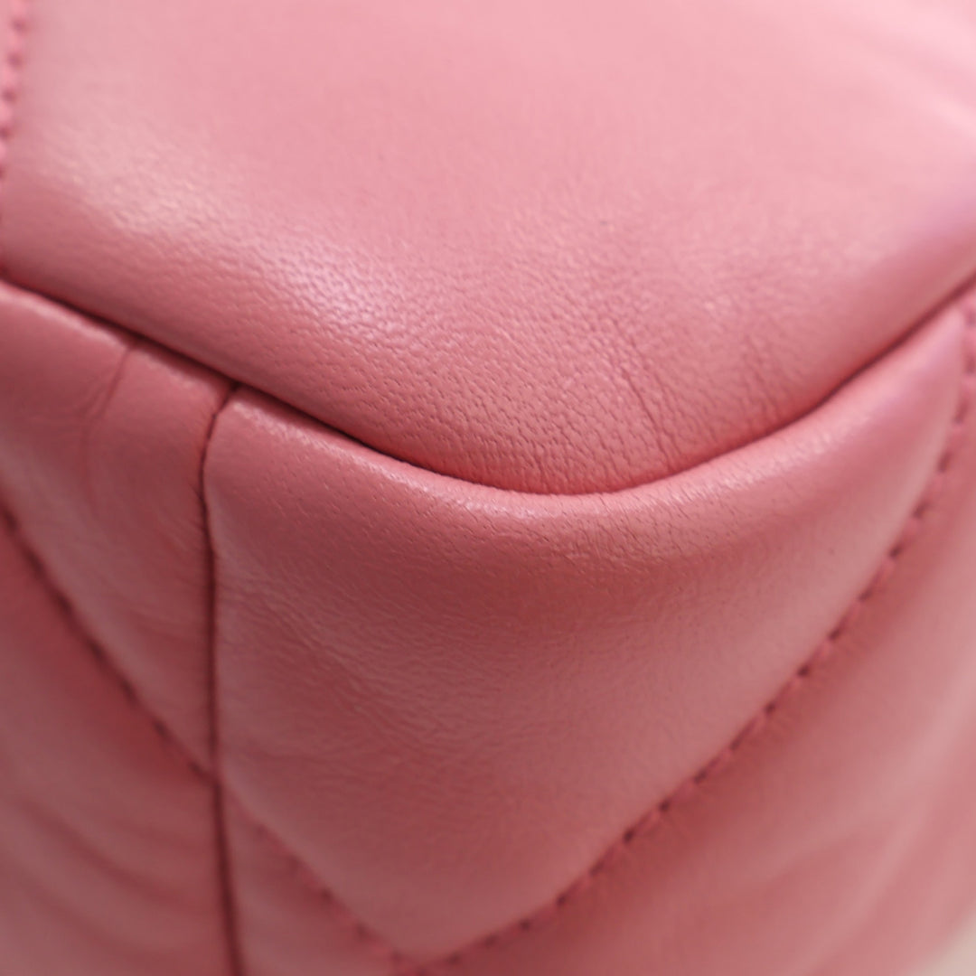 Chanel Medium Cuir d'agneau 19 à rabat