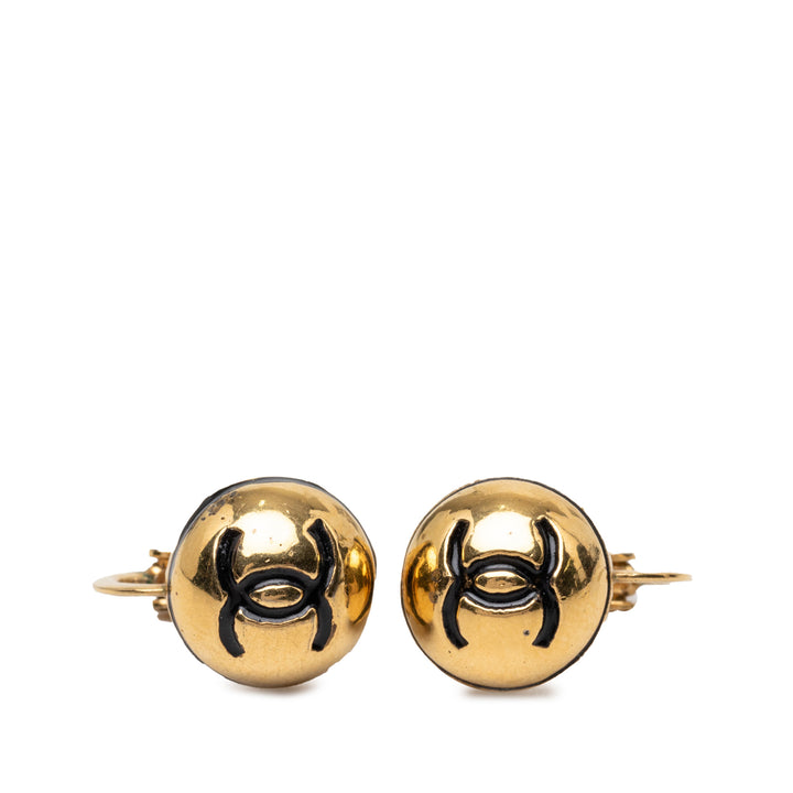 Chanel CC plaqué Émail Button Clip On Boucles d’oreilles