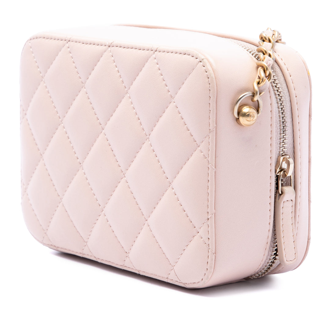 CC Matelassé Perle Crush Sac caméra Cuir d'agneau Rose