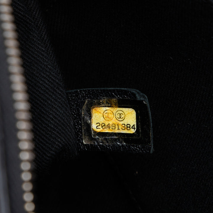 Chanel CC Matelassé Cuir verni Double Zip Sac caméra