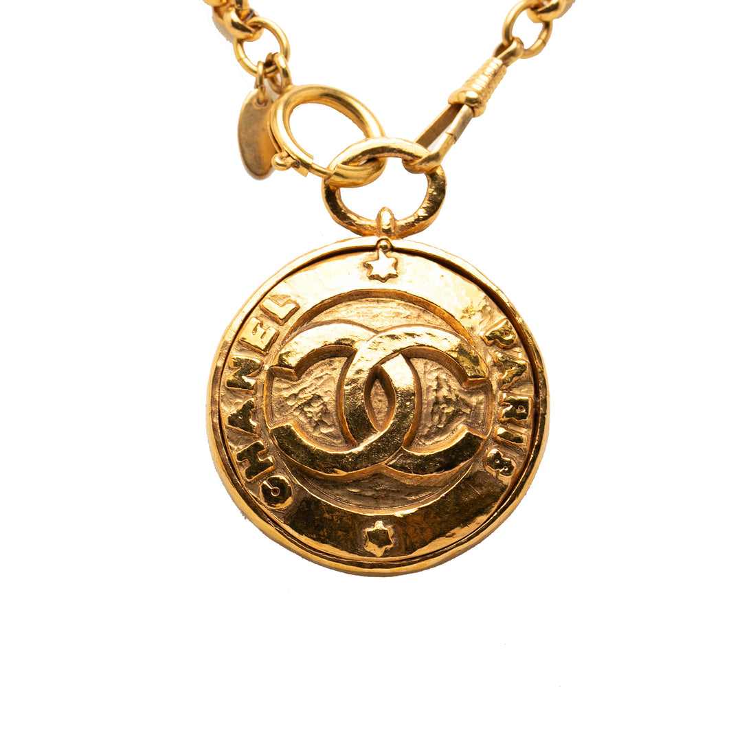 Chanel CC plaqué Medallion Mirror Pendant Collier Métal