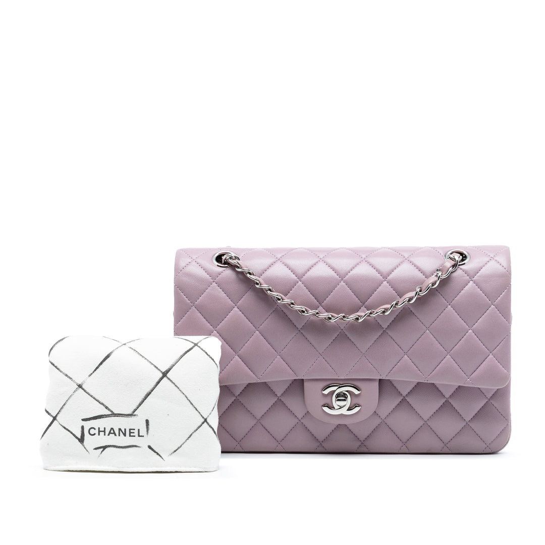 Chanel Medium Classic Cuir d’agneau Double rabat
