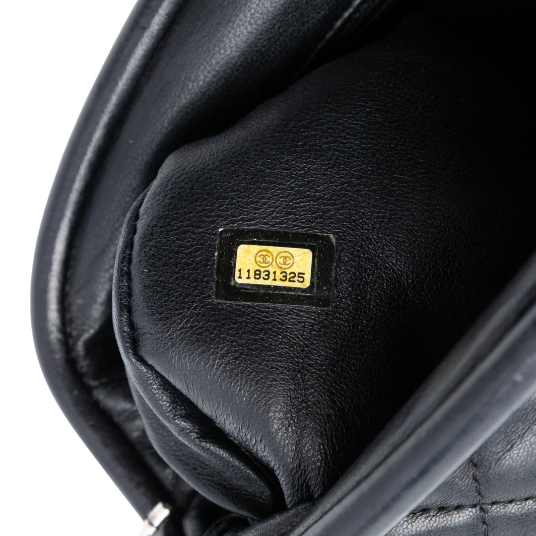 Chanel Matelassé Cuir d’agneau Timeless Kisslock Pochette