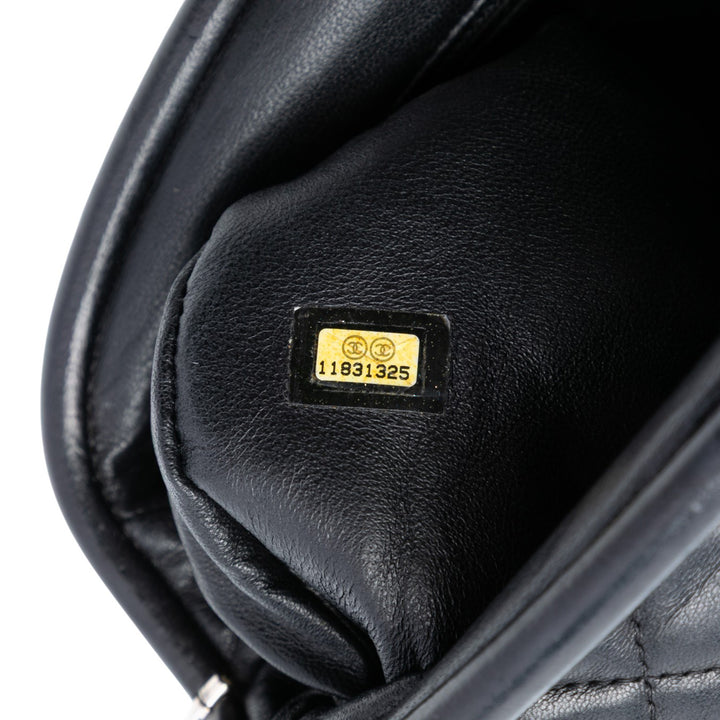 Chanel Matelassé Cuir d’agneau Timeless Kisslock Pochette