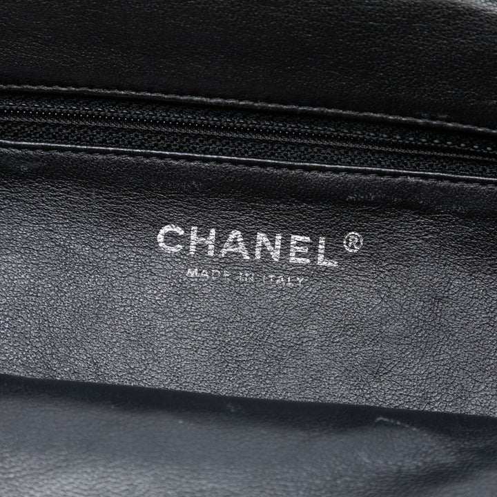 Chanel Matelassé Cuir d’agneau Timeless Kisslock Pochette