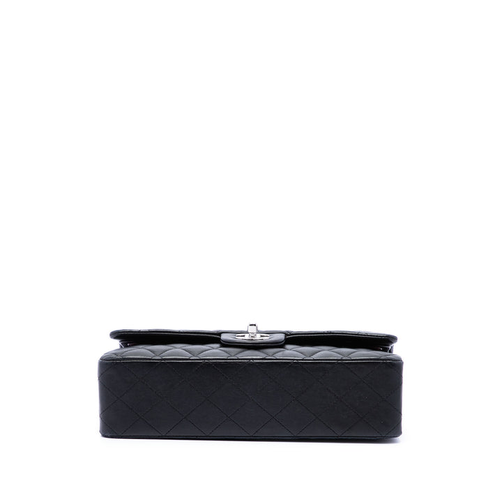 Chanel Sac porté épaule Classic Double rabat Moyen Cuir d'agneau Noir – vue 3 – GABY PARIS
