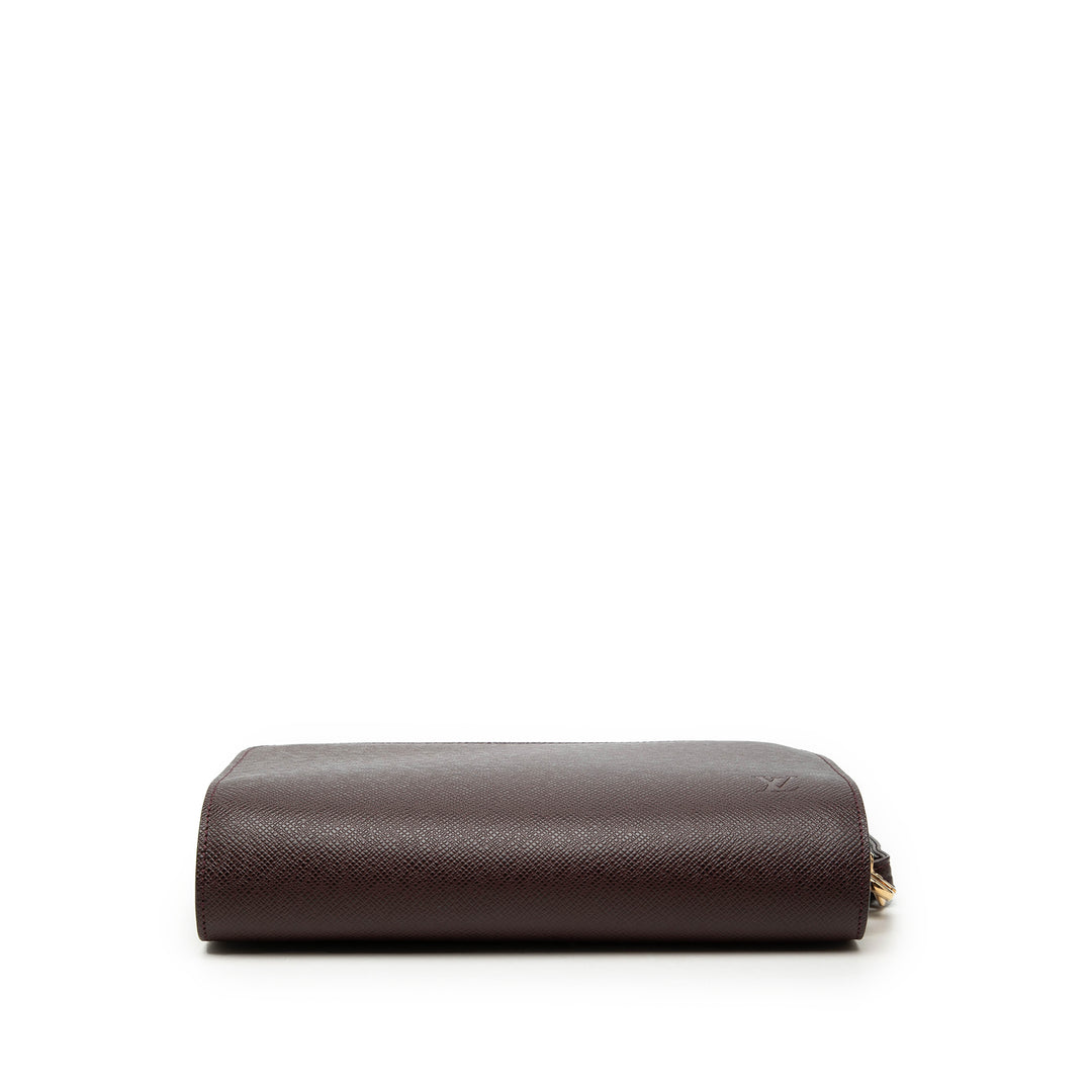 Louis Vuitton Taiga Pochette Baikal