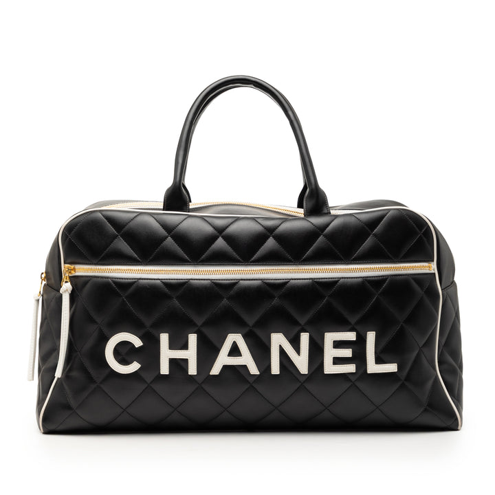 Chanel Matelassé Cuir de veau Logo Bowler Weekend Sac