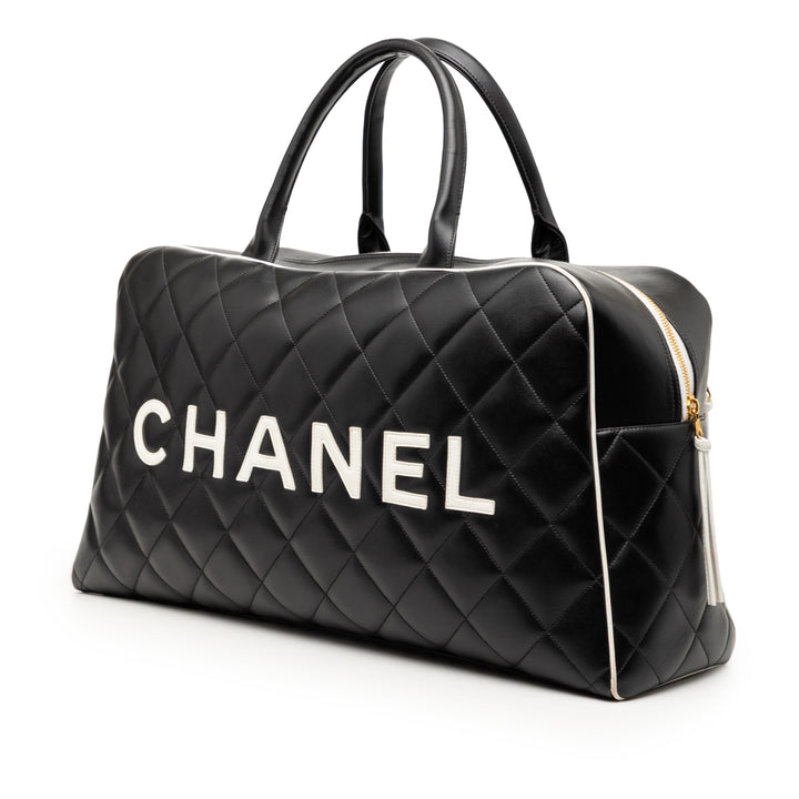 Chanel Matelassé Cuir de veau Logo Bowler Weekend Sac