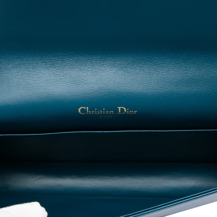 Dior Cannage Lady Dior Wallet on Chain Bleu – vue 4 – GABY PARIS
