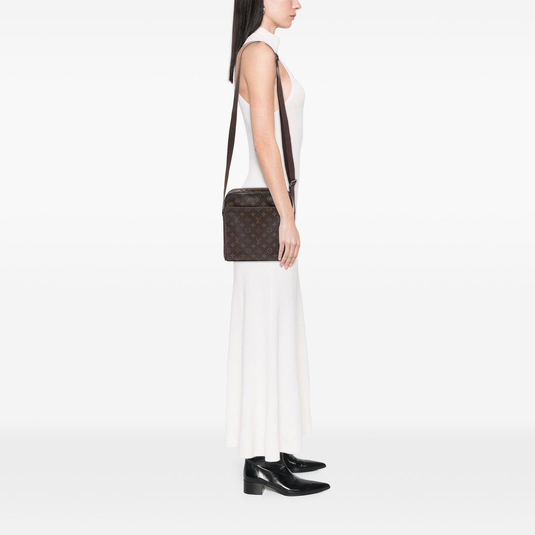 Louis Vuitton Trotteur Beaubourg Toile Monogram