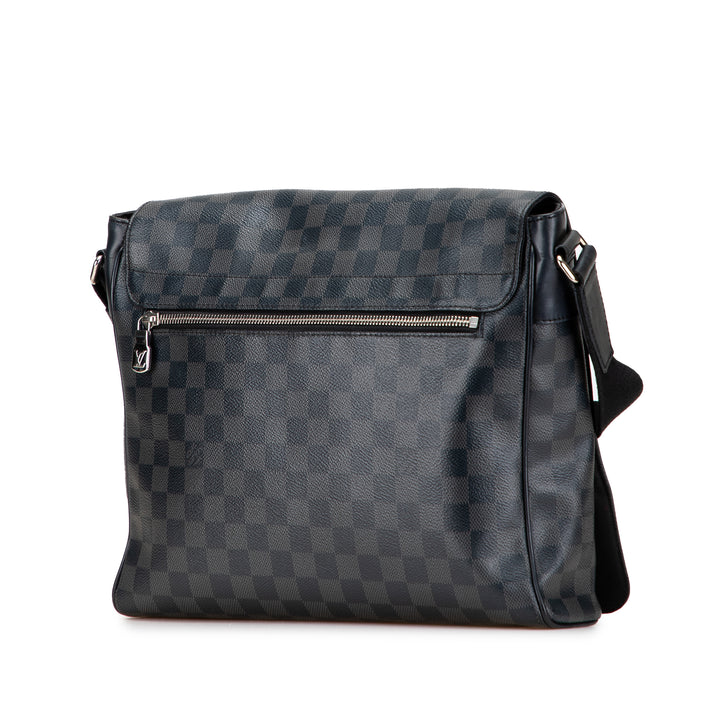 Louis Vuitton Damier Graphite District MM Noir