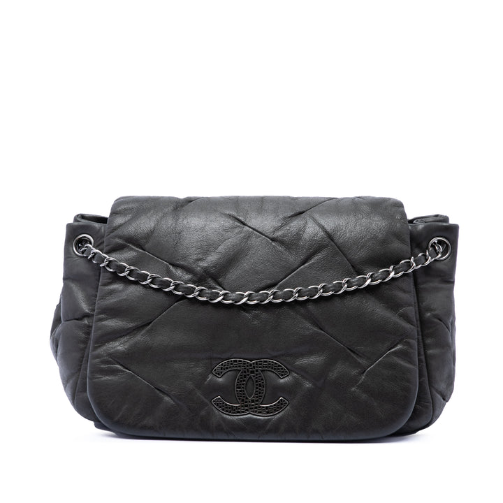 Chanel Iridescent Cuir de veau Glint Accordion à rabat