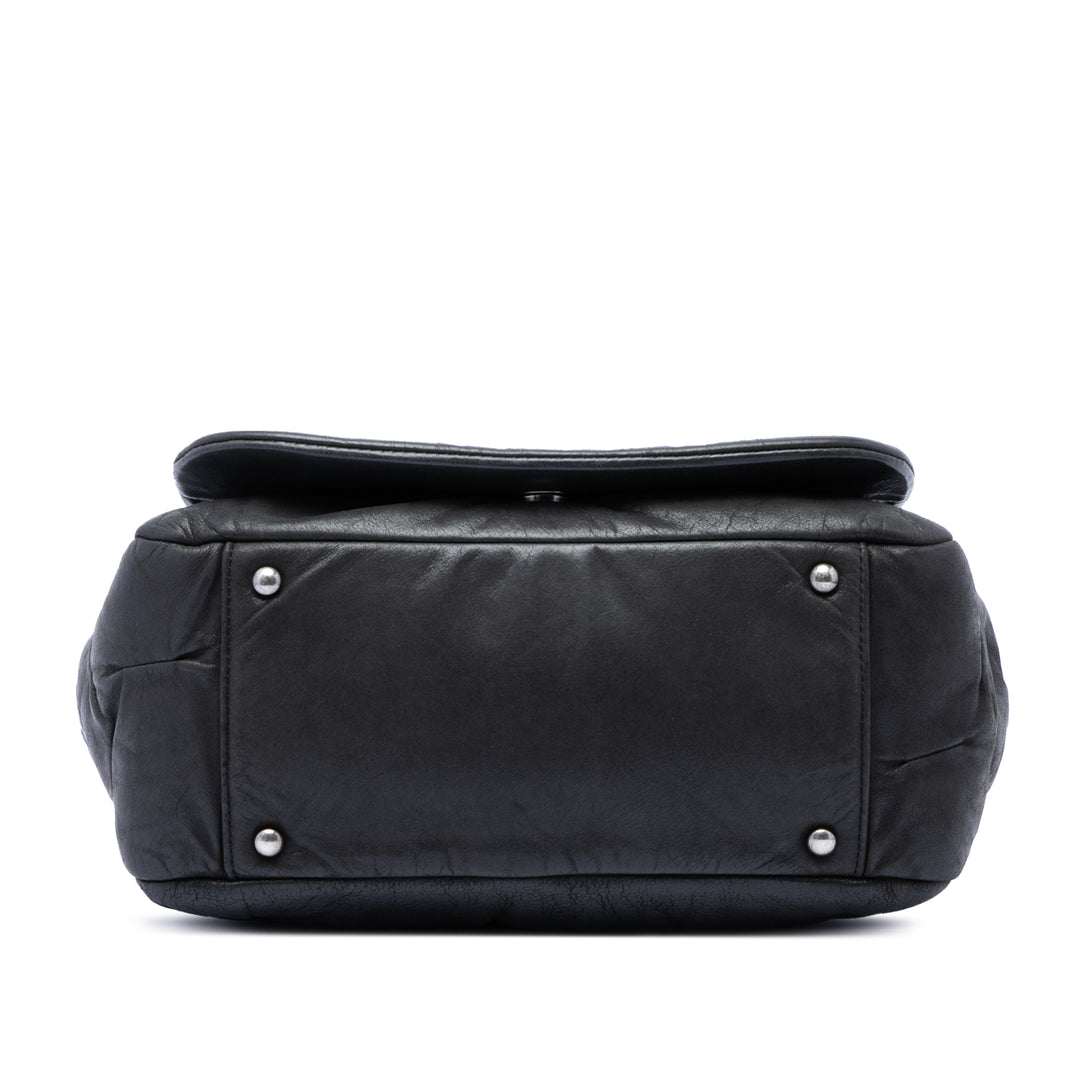 Chanel Iridescent Cuir de veau Glint Accordion à rabat