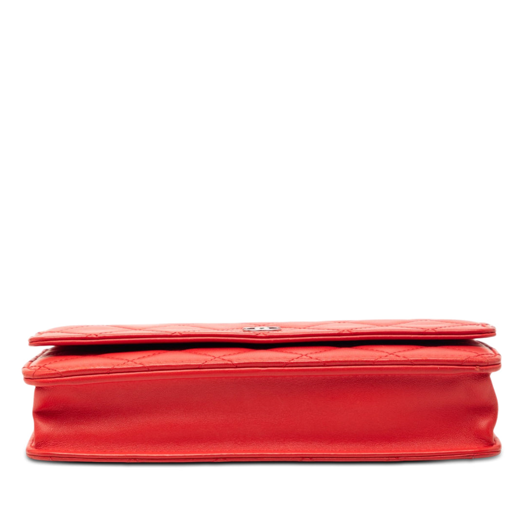 Chanel CC Matelassé Cuir d’agneau Wallet on Chain