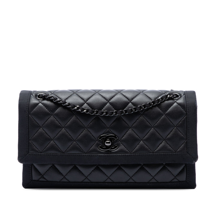 Chanel Sac porté épaule CC Matelassé et Grosgrain So à rabat Cuir d'agneau Noir – vue principale – GABY PARIS