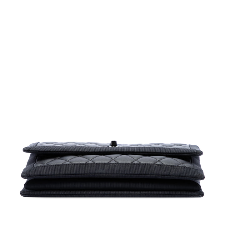 Chanel Sac porté épaule CC Matelassé et Grosgrain So à rabat Cuir d'agneau Noir – vue 3 – GABY PARIS