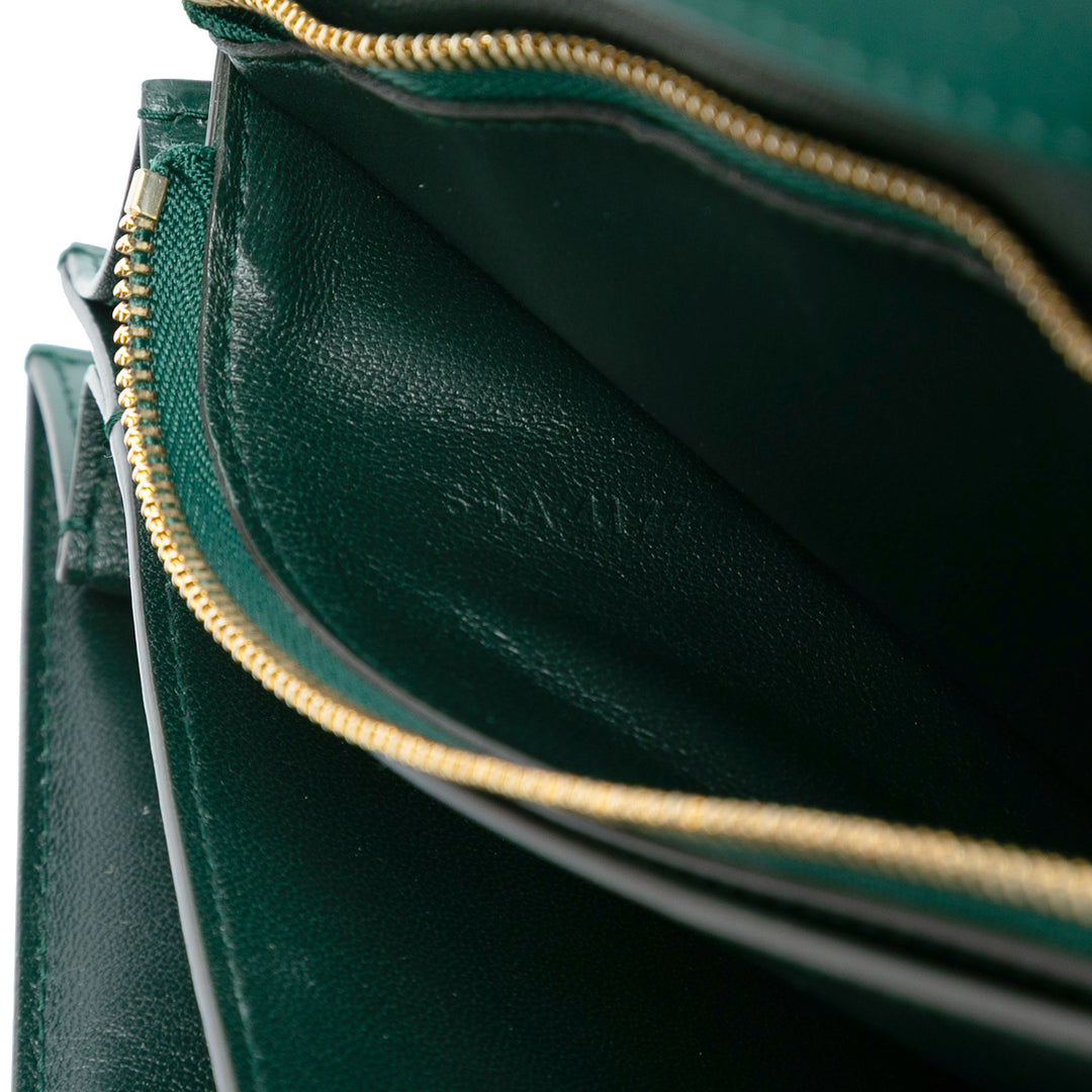 Celine Medium Cuir de veau Classic Boîte Vert – GABY PARIS Authentique