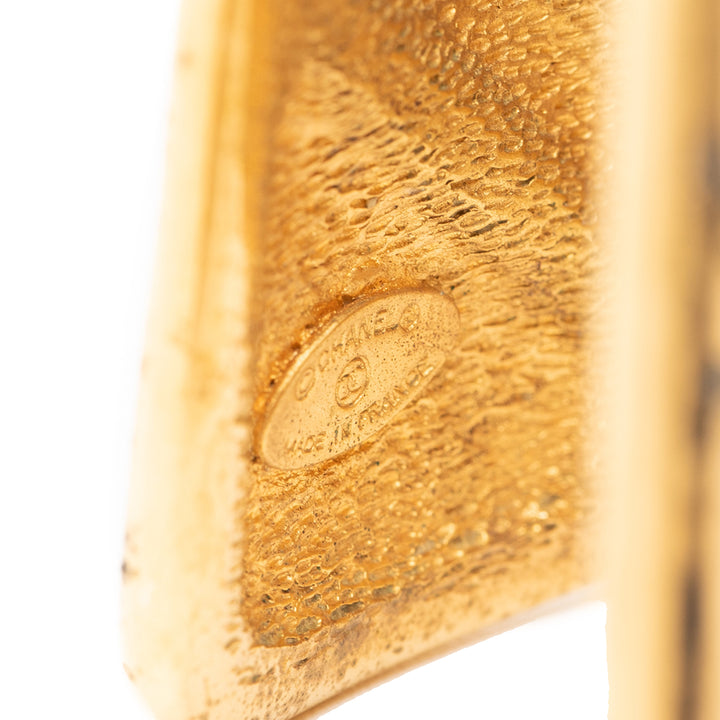 Chanel CC plaqué Medallion Matelassé Cuff Bracelet