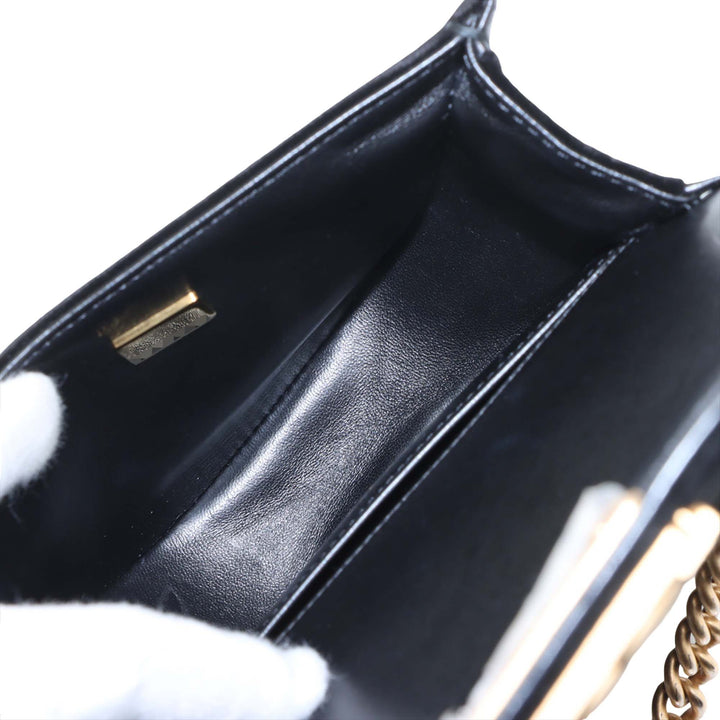 Chanel Small Matelassé Velours Boy Messenger Sac