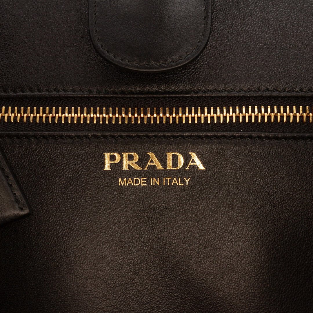 Prada Medium Cuir Cabas