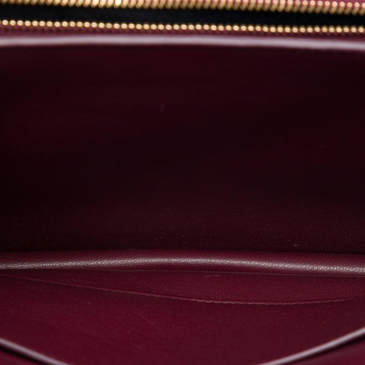 Saint Laurent Smooth Cuir de veau Monogram Cassandra Clasp Sac