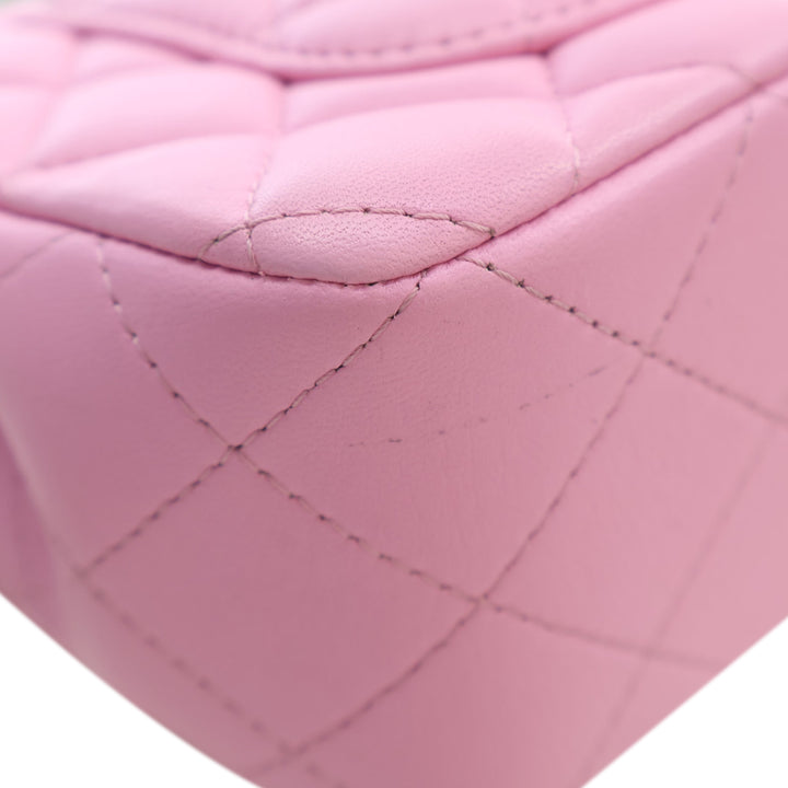 Chanel Mini Rectangular Bicolor Matelassé Cuir d'agneau anse supérieure à rabat