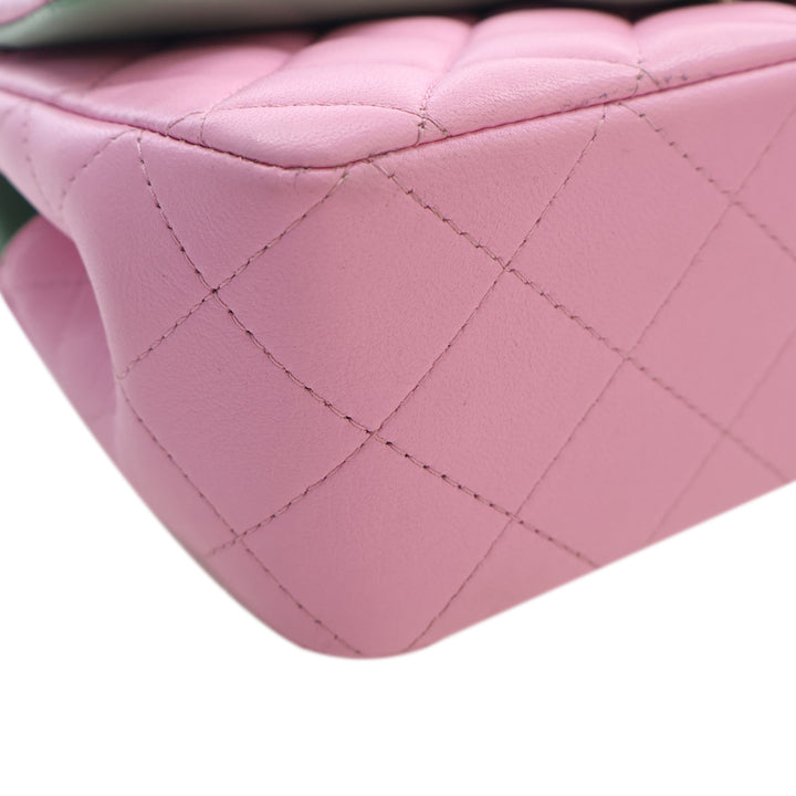 Chanel Mini Rectangular Bicolor Matelassé Cuir d'agneau anse supérieure à rabat