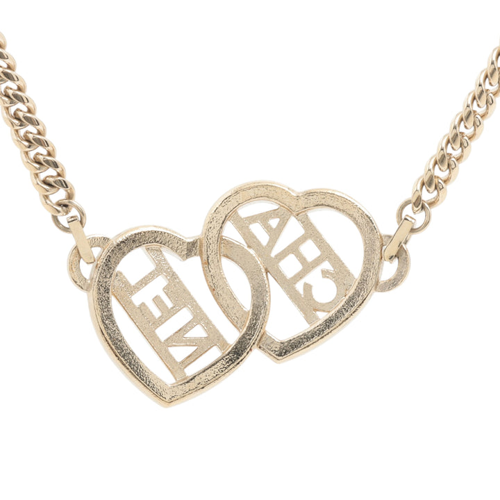 Chanel Doré Plated Heart Logo Rhinestone Collier Doré