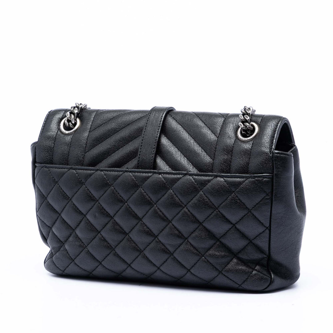 Saint Laurent Medium Sheepskin Triquilt Monogram College Sac