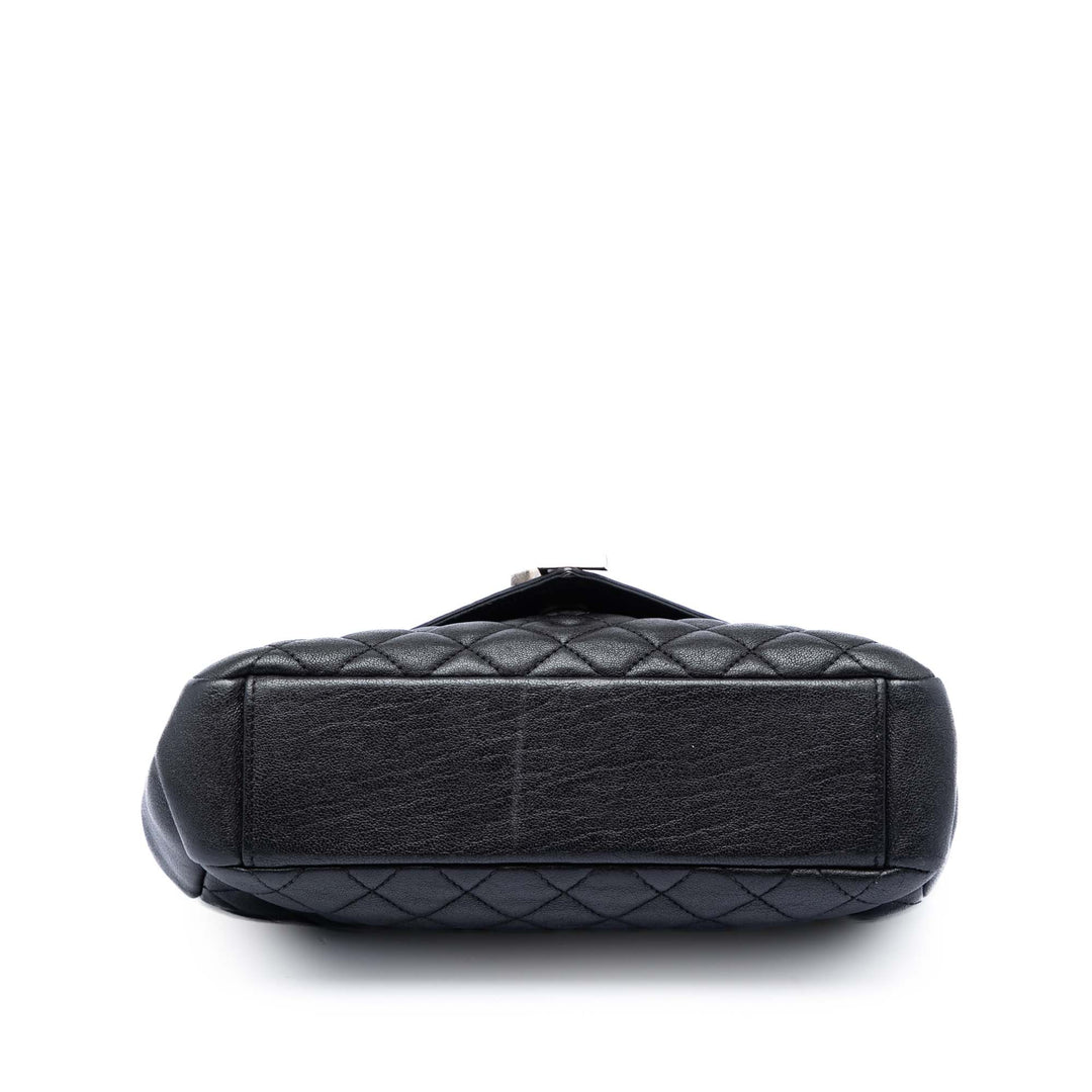 Saint Laurent Medium Sheepskin Triquilt Monogram College Sac