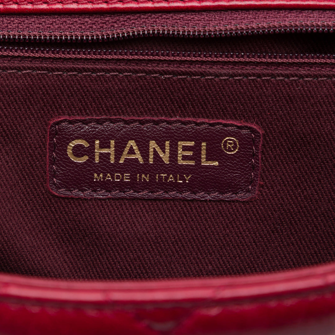 Chanel Glacé Castle Rock à rabat Moyen Cuir de veau Rouge