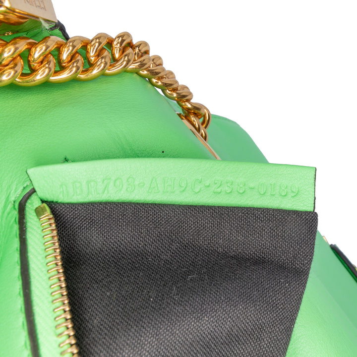 Fendi Sac porté épaule Zucca embossé Chaîne Midi Baguette Vert – vue 6 – GABY PARIS