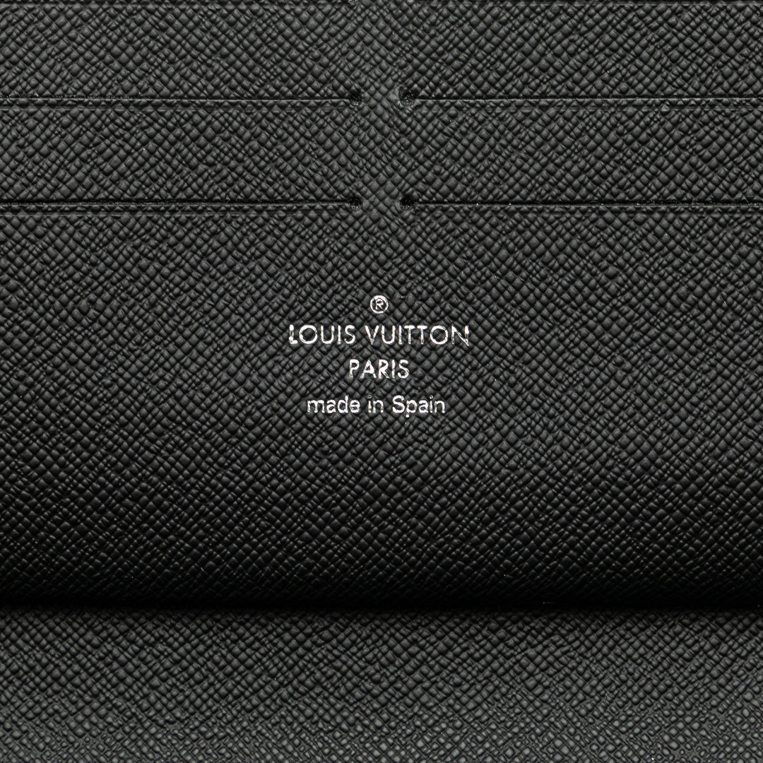 Damier Graphite Zippy Organizer Wallet Black - Gaby Paris