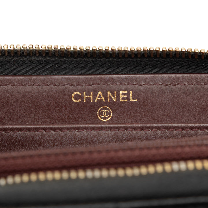 Chanel CC Matelassé Caviar Portefeuille long zippé