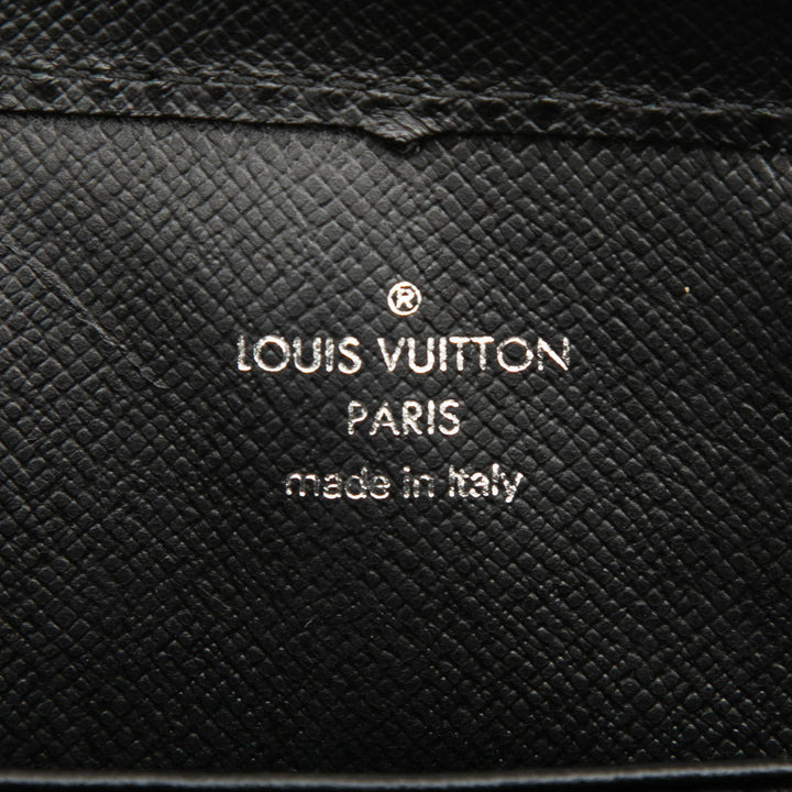 Louis Vuitton Taiga Pochette Baikal
