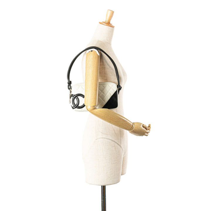 Lambskin Cambon Ligne Pochette White - Gaby Paris