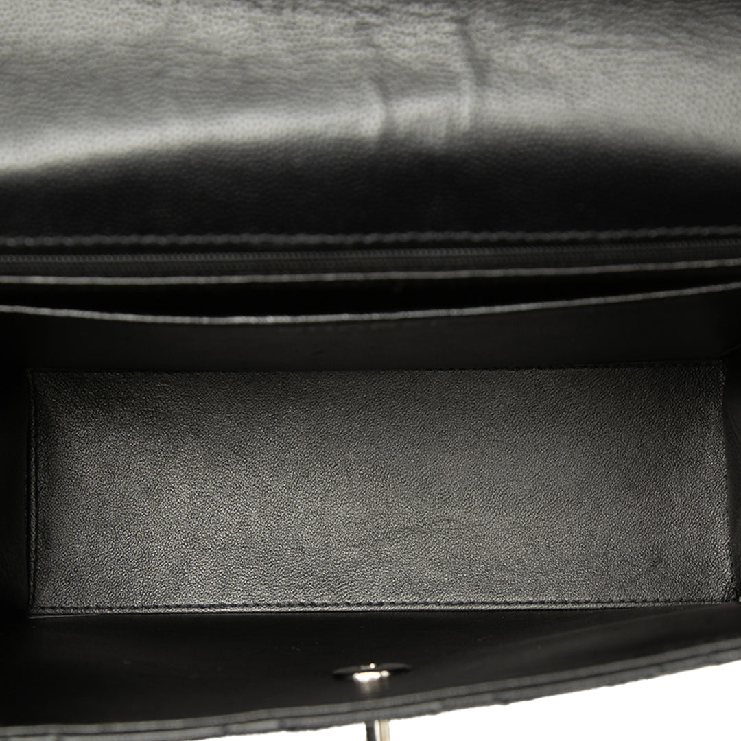 Chanel CC Matelassé à rabat Cuir caviar Noir – vue 4 – GABY PARIS
