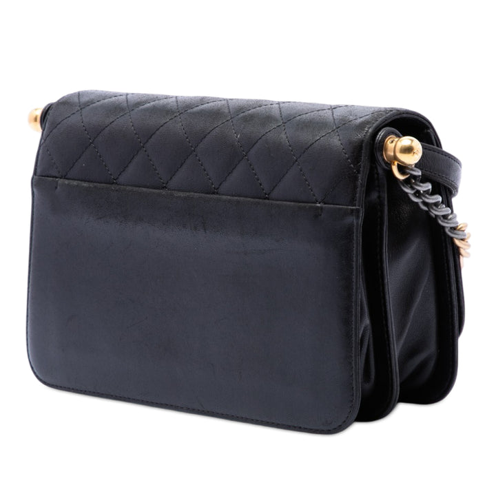 Chanel Paris Cosmopolite Medium Matelassé Cuir d’agneau Ritz à rabat