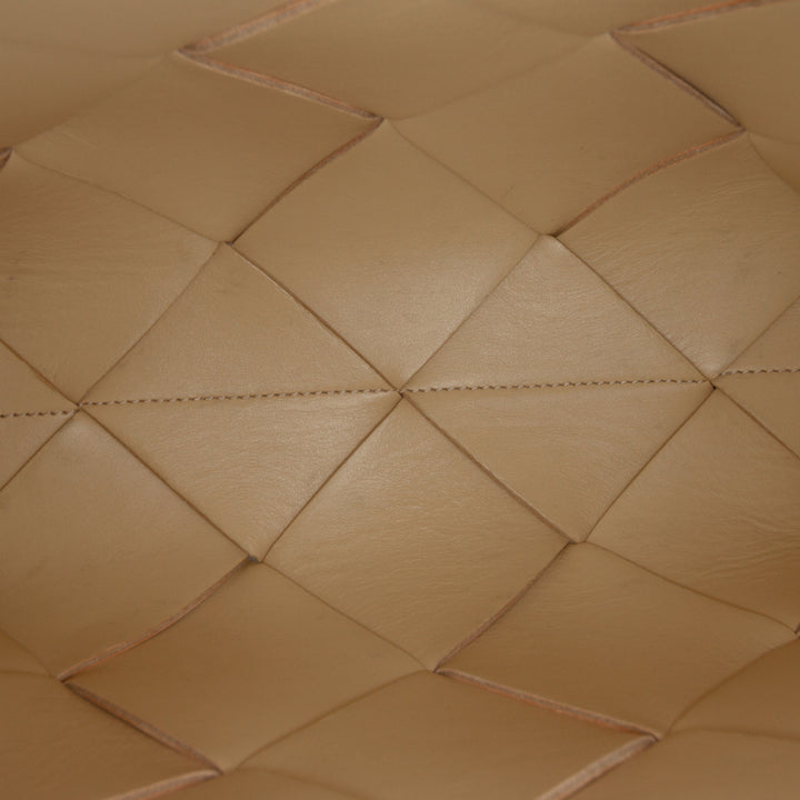Intreccio Cassette Sac caméra Petit Cuir d'agneau Beige