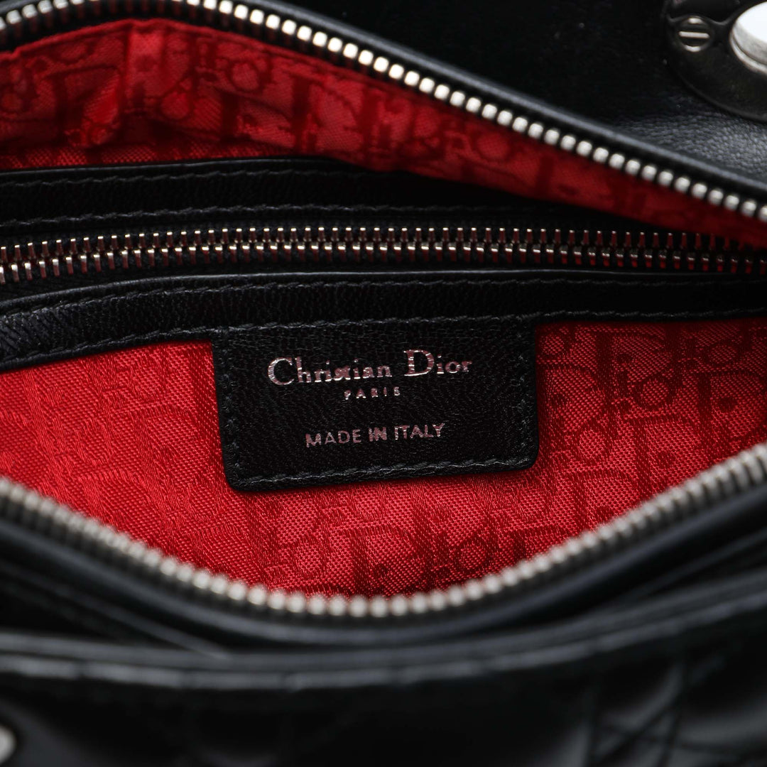 Lady Dior Cannage Moyen Cuir d'agneau Noir