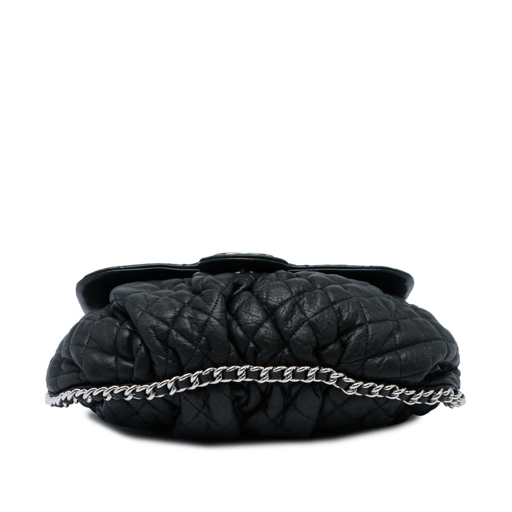Chanel Matelassé Washed Sac rond à chaîne Sac Messenger Grand Cuir d'agneau Noir – vue 3 – GABY PARIS