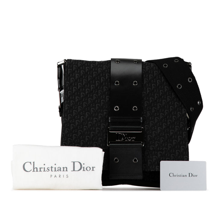 Oblique Canvas Street Chic Crossbody Black - Gaby Paris