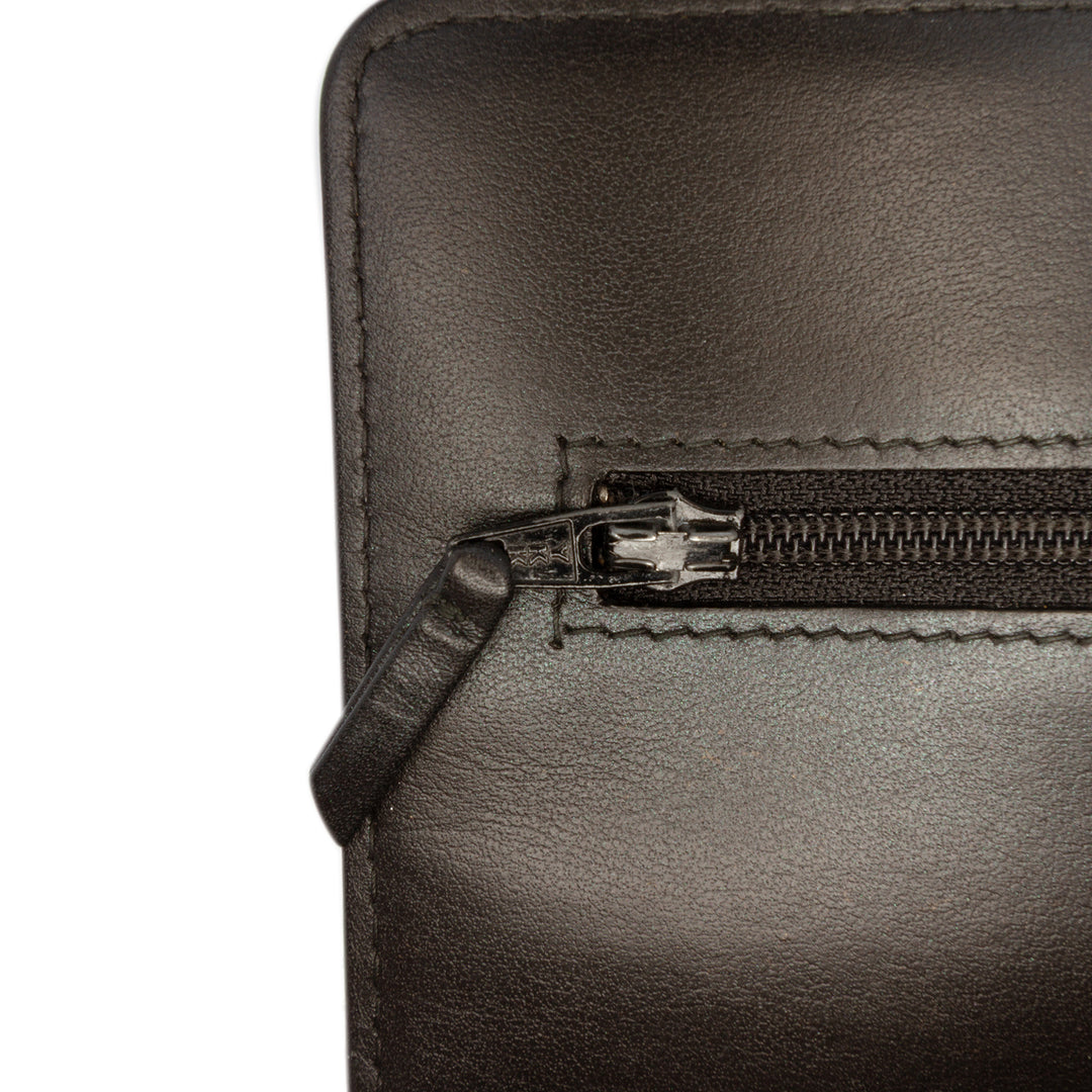 Chanel CC Matelassé froissé Cuir verni Wallet on Chain