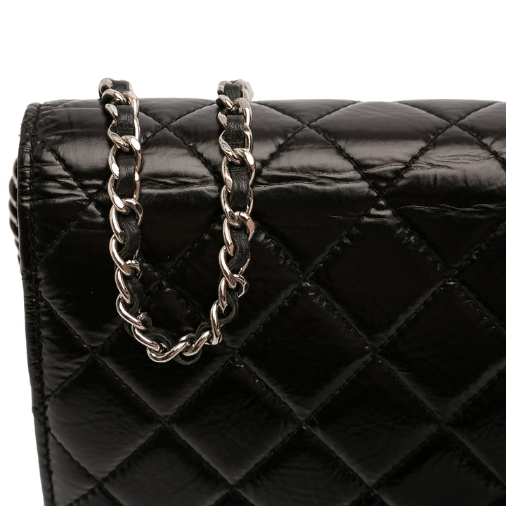 Chanel CC Matelassé froissé Cuir verni Wallet on Chain