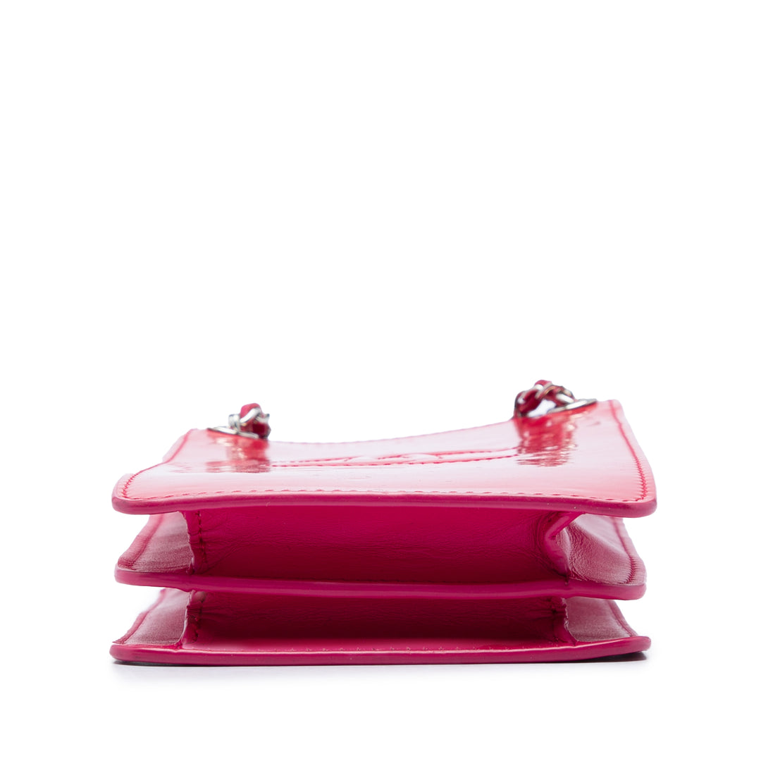 Chanel CC Cuir verni Phone Holder Sac porté croisé