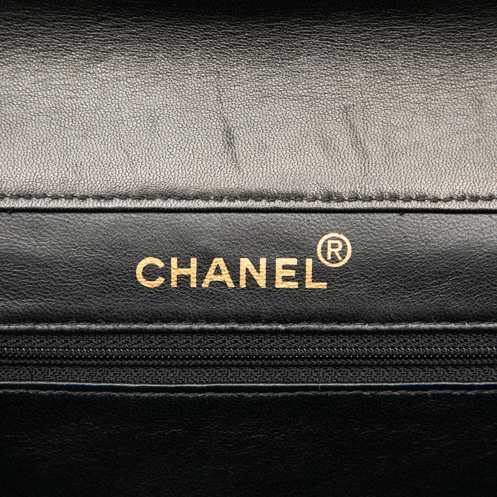 Chanel Jumbo Matelassé Cuir d’agneau Double Sided à rabat