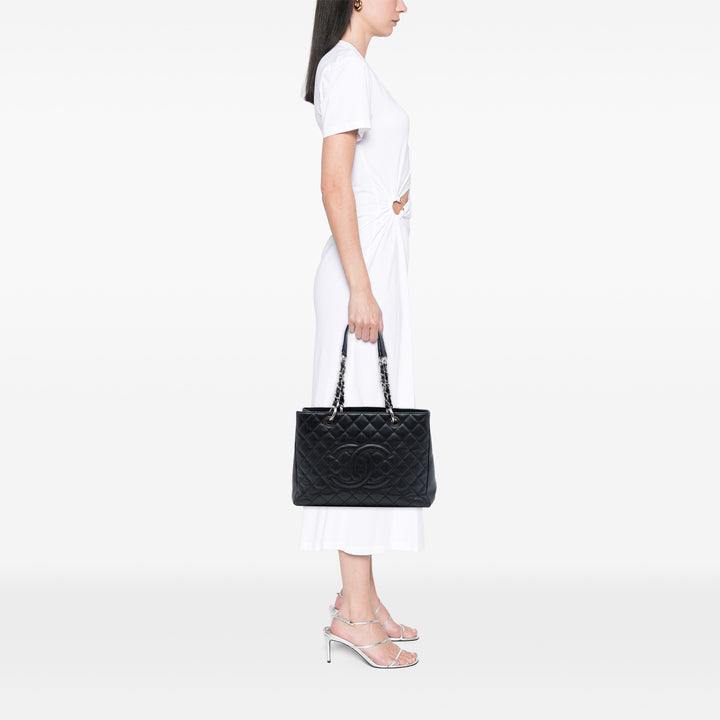 Chanel Caviar Grand Shopping Cabas