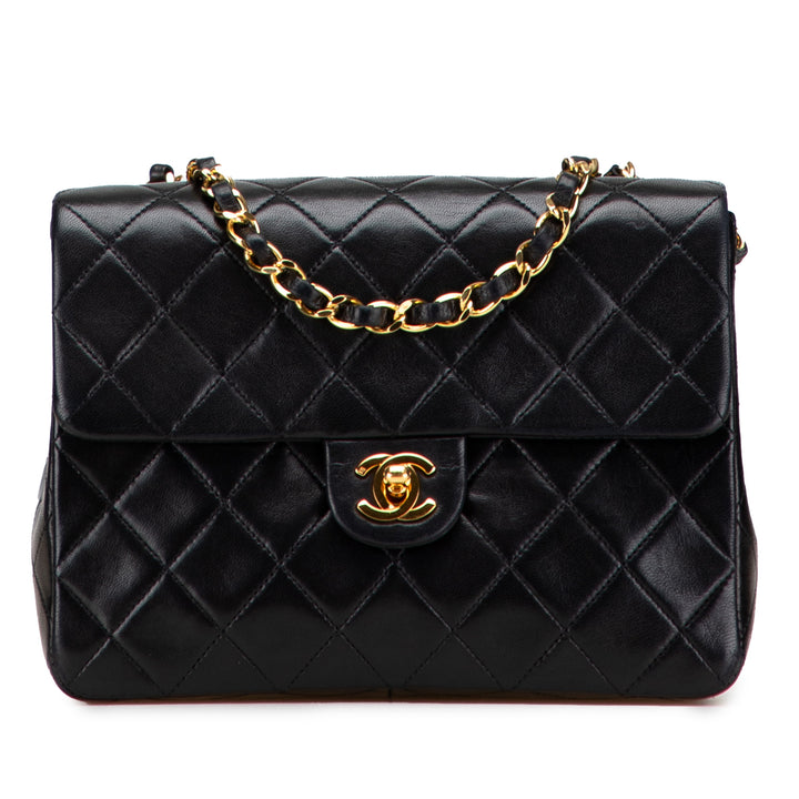 Chanel Small Square Quilted Cuir d’agneau Flap Noir